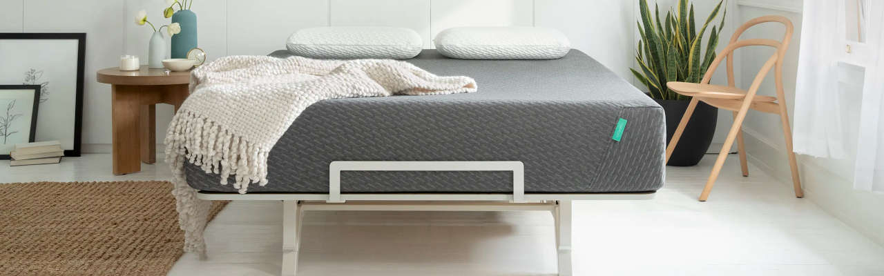 tuft and needle adjustable bed